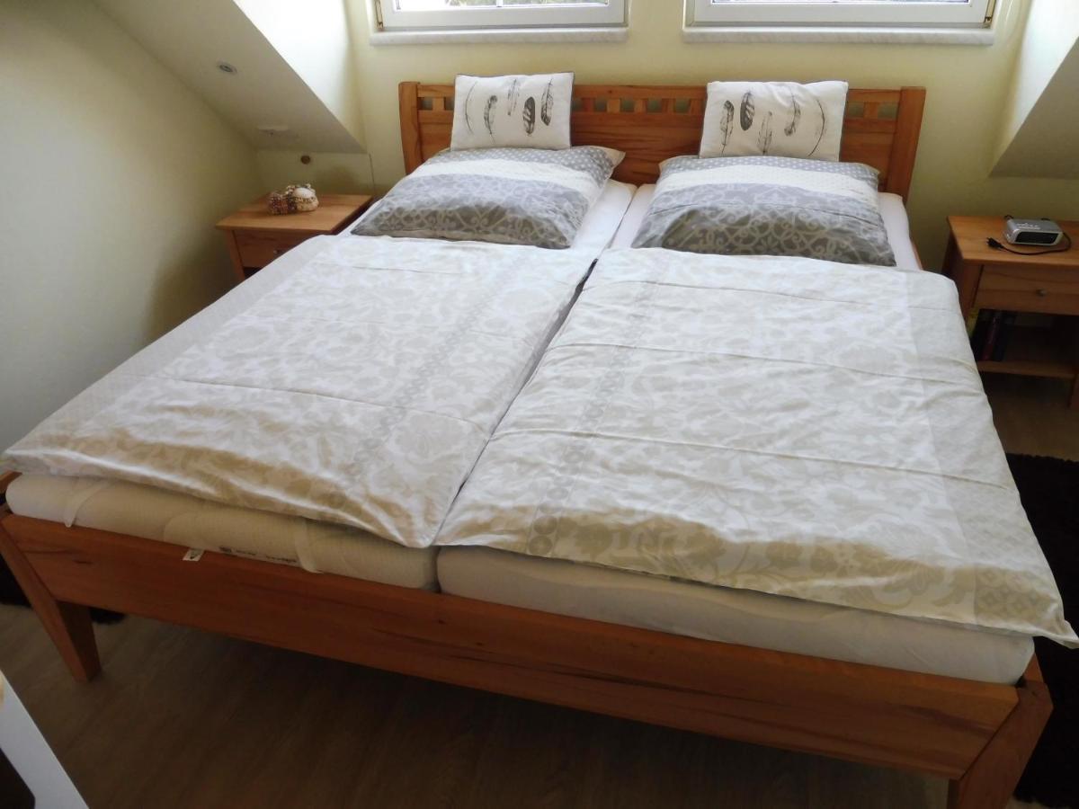 Ferienwohnung Luise Blum Steffeln Bagian luar foto